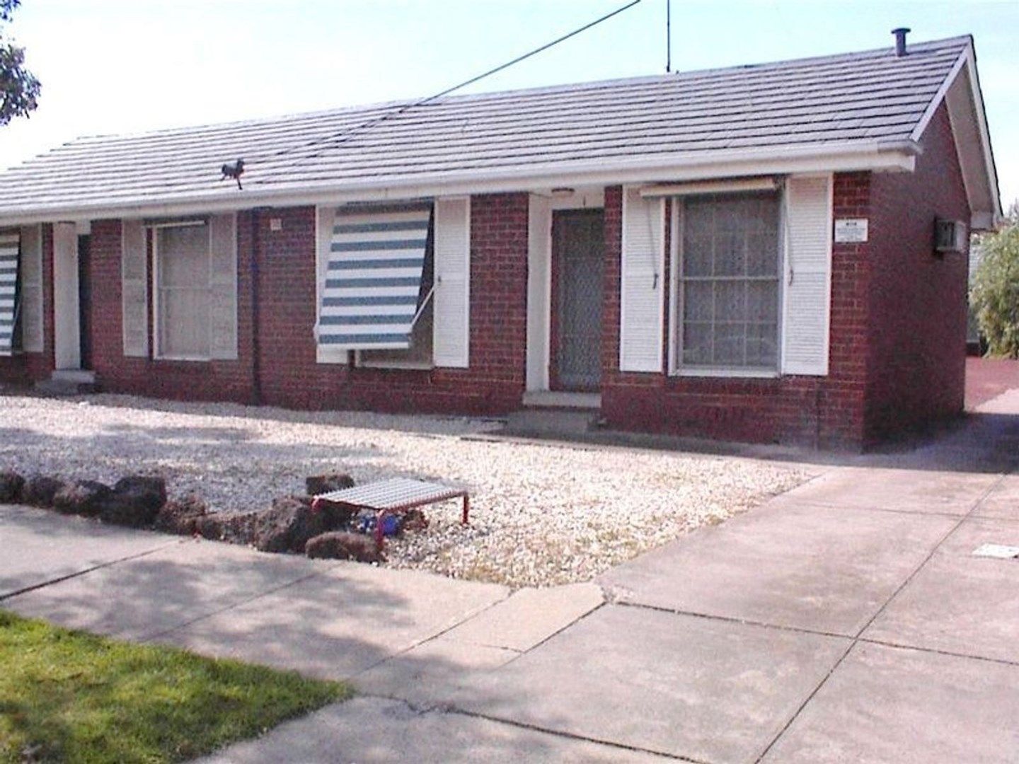1 bedrooms Apartment / Unit / Flat in 6/38 Adelaide Street SUNSHINE VIC, 3020