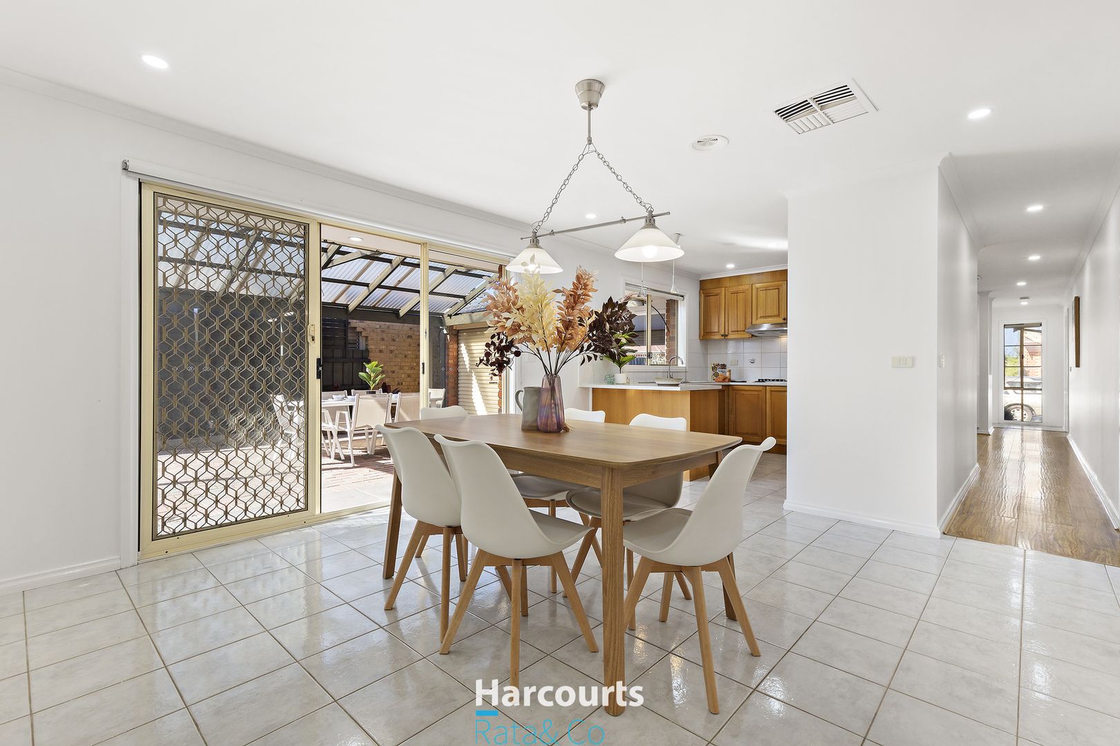 7 The Seekers Crescent, Mill Park VIC 3082, Image 2