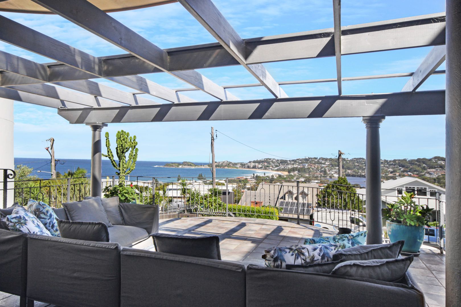 33 Mcgee Avenue, Wamberal Property History & Address Research Domain