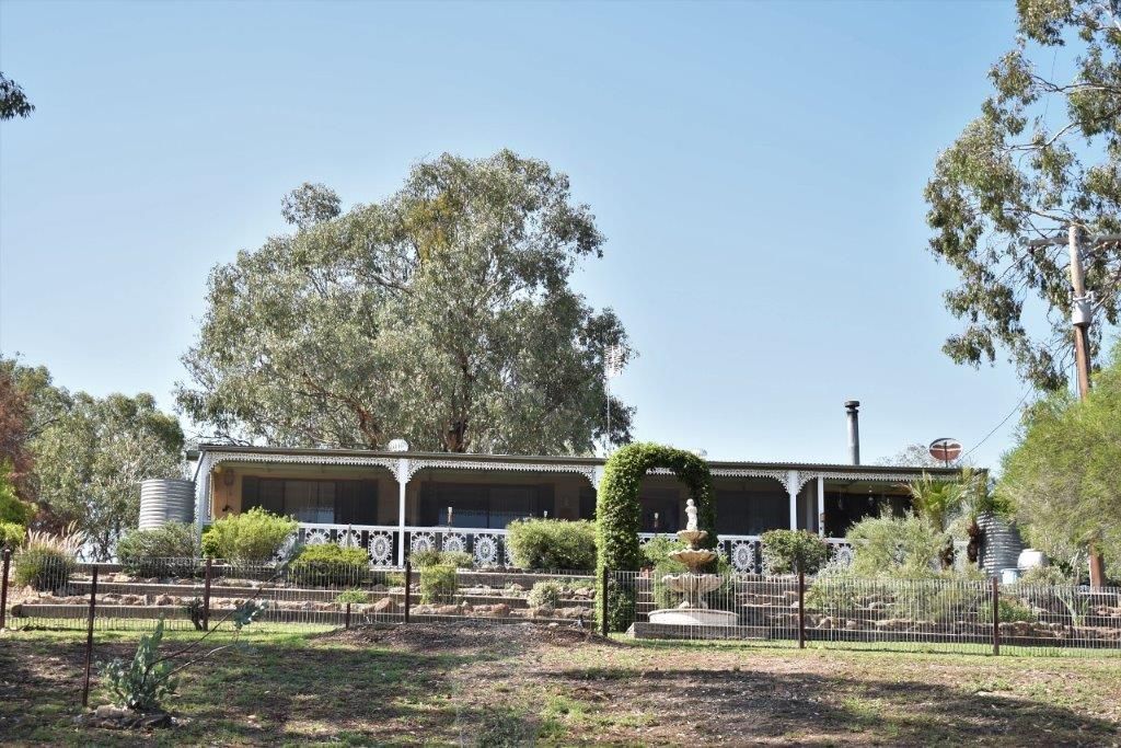 242 Fashions Mount Road, Mumbil NSW 2820 House for Sale 449,000