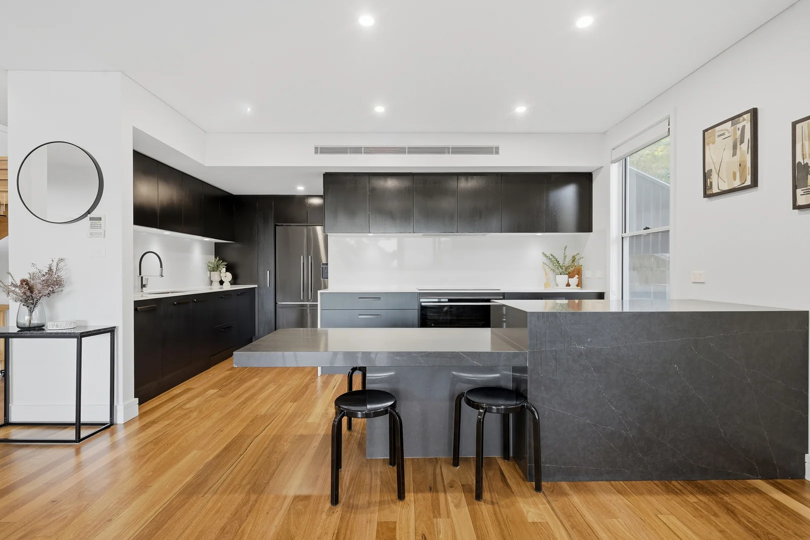 8 Alanson Ave, Bulli NSW 2516 | Domain
