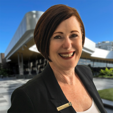 First National Real Estate Action Realty Ipswich - Helene Shephard
