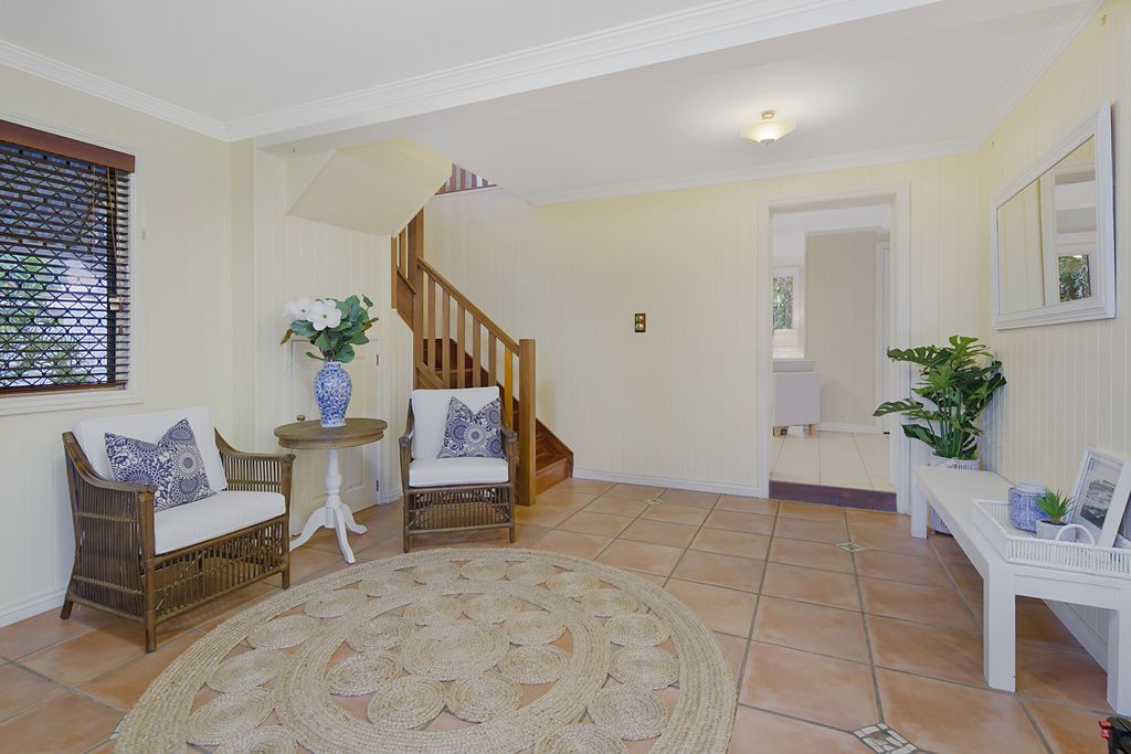 166 Gordon Pde, Manly QLD 4179, Image 2