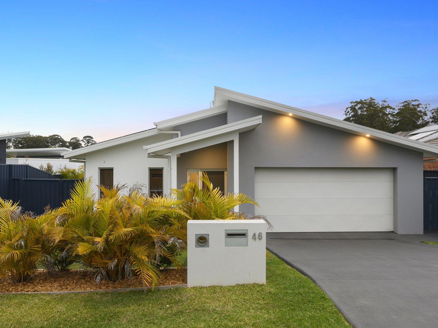 46 Admiralty Drive, Safety Beach NSW 2456, Image 1