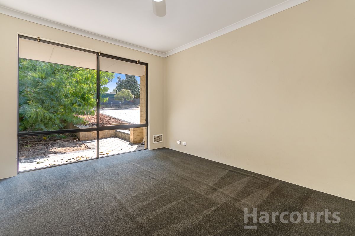 140 Eddystone Avenue, Craigie WA 6025, Image 2