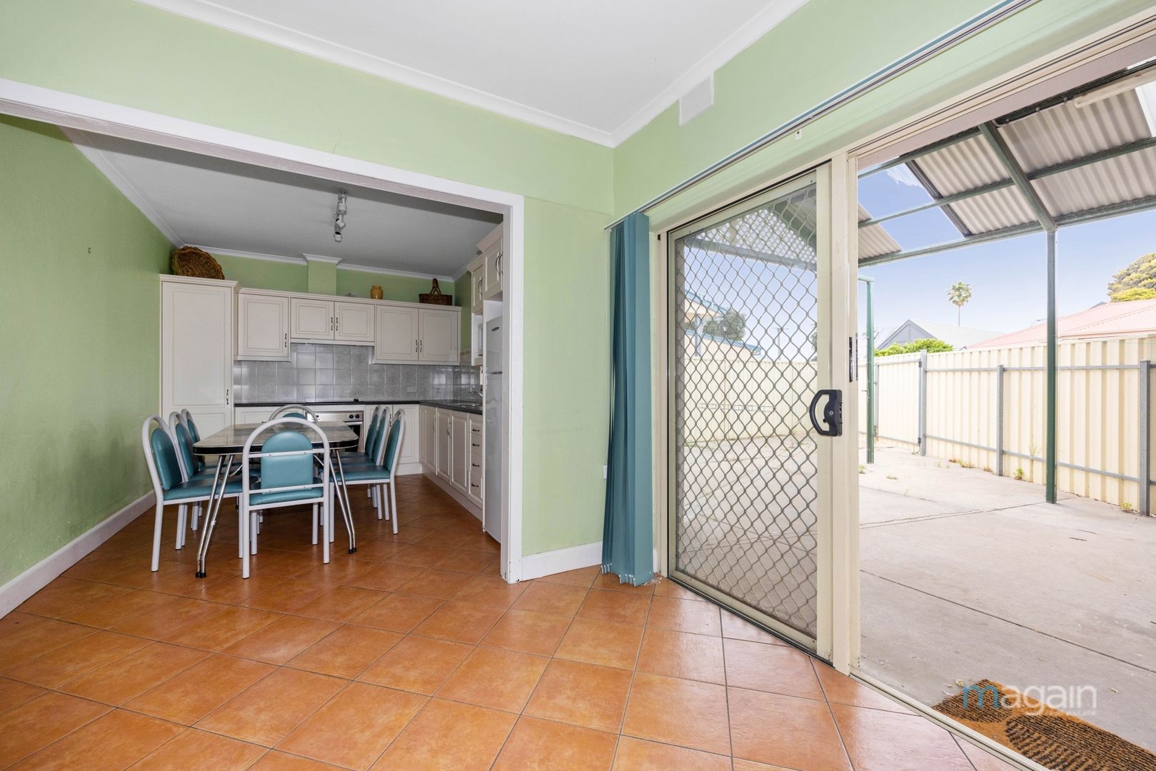 45 Victoria Street, Victor Harbor SA 5211, Image 2