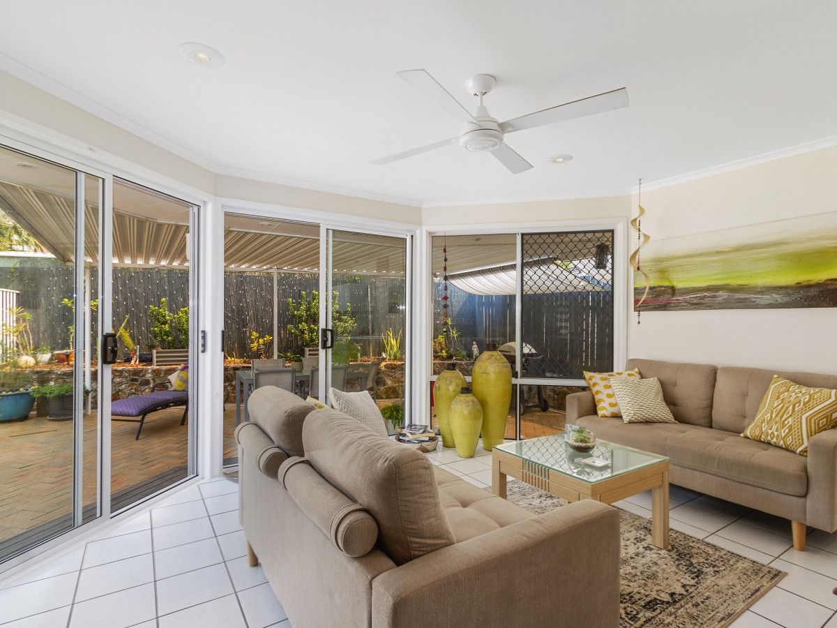 9 Singleton Court, Helensvale QLD 4212, Image 2