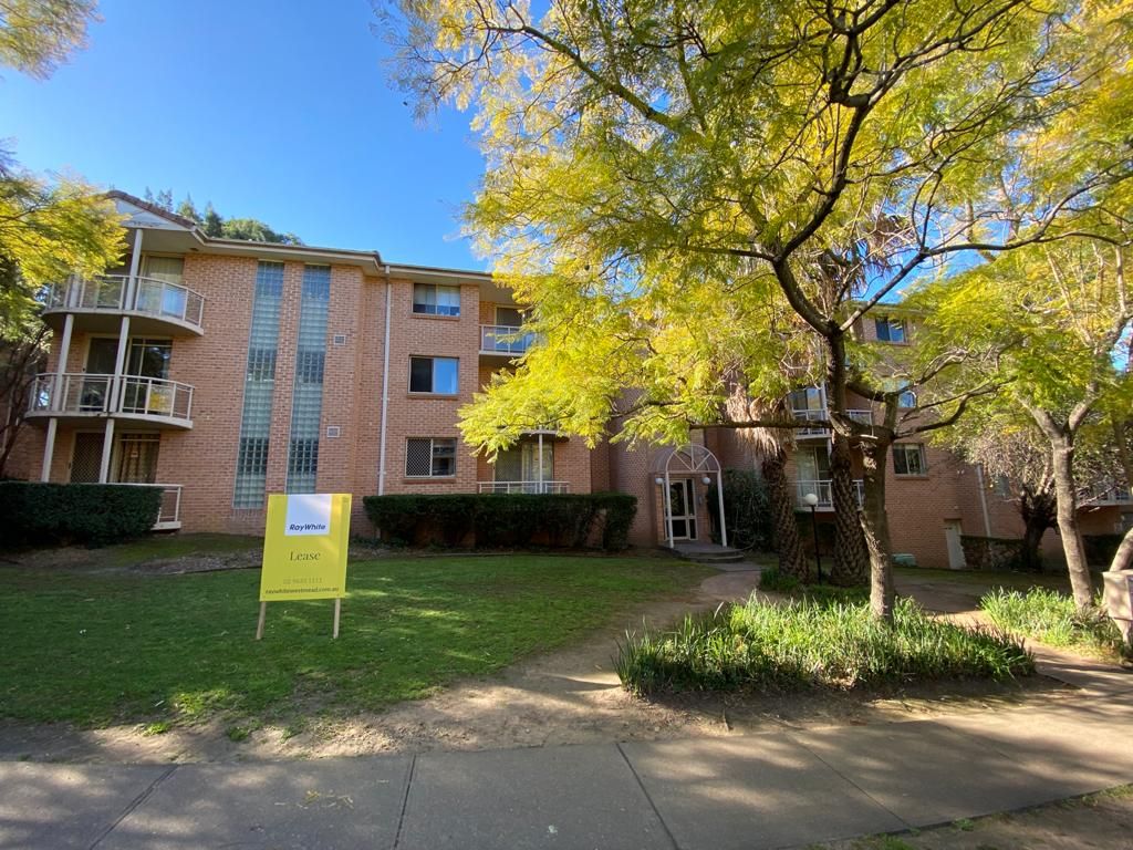 2 bedrooms Apartment / Unit / Flat in 2/5-9 Mowle Street WESTMEAD NSW, 2145