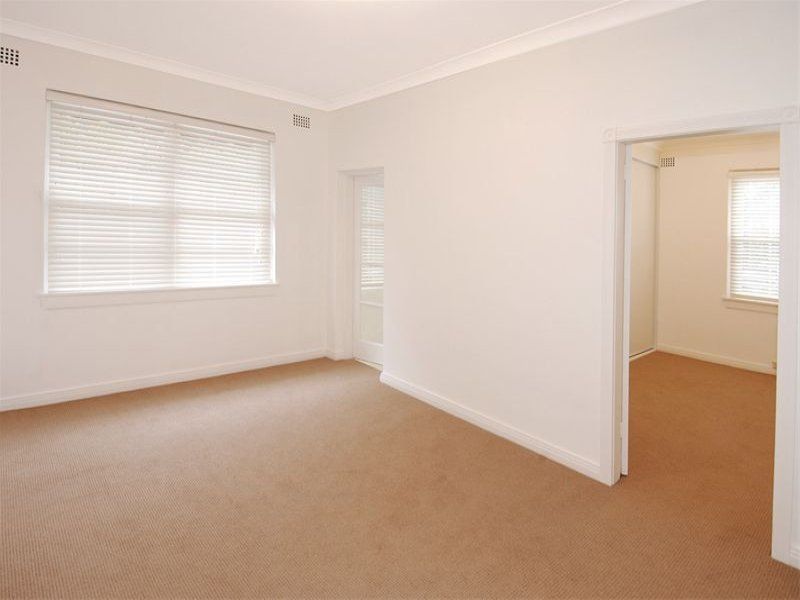 2 bedrooms Apartment / Unit / Flat in 6/74 Cross Street DOUBLE BAY NSW, 2028