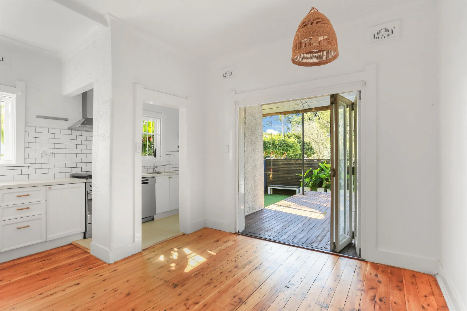 3/54 Glenayr Avenue, North Bondi NSW 2026 - Apartment For Rent | Domain