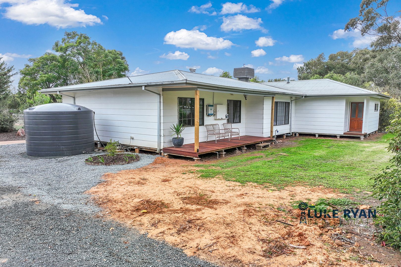 70 Diggora Road, Rochester VIC 3561, Image 2