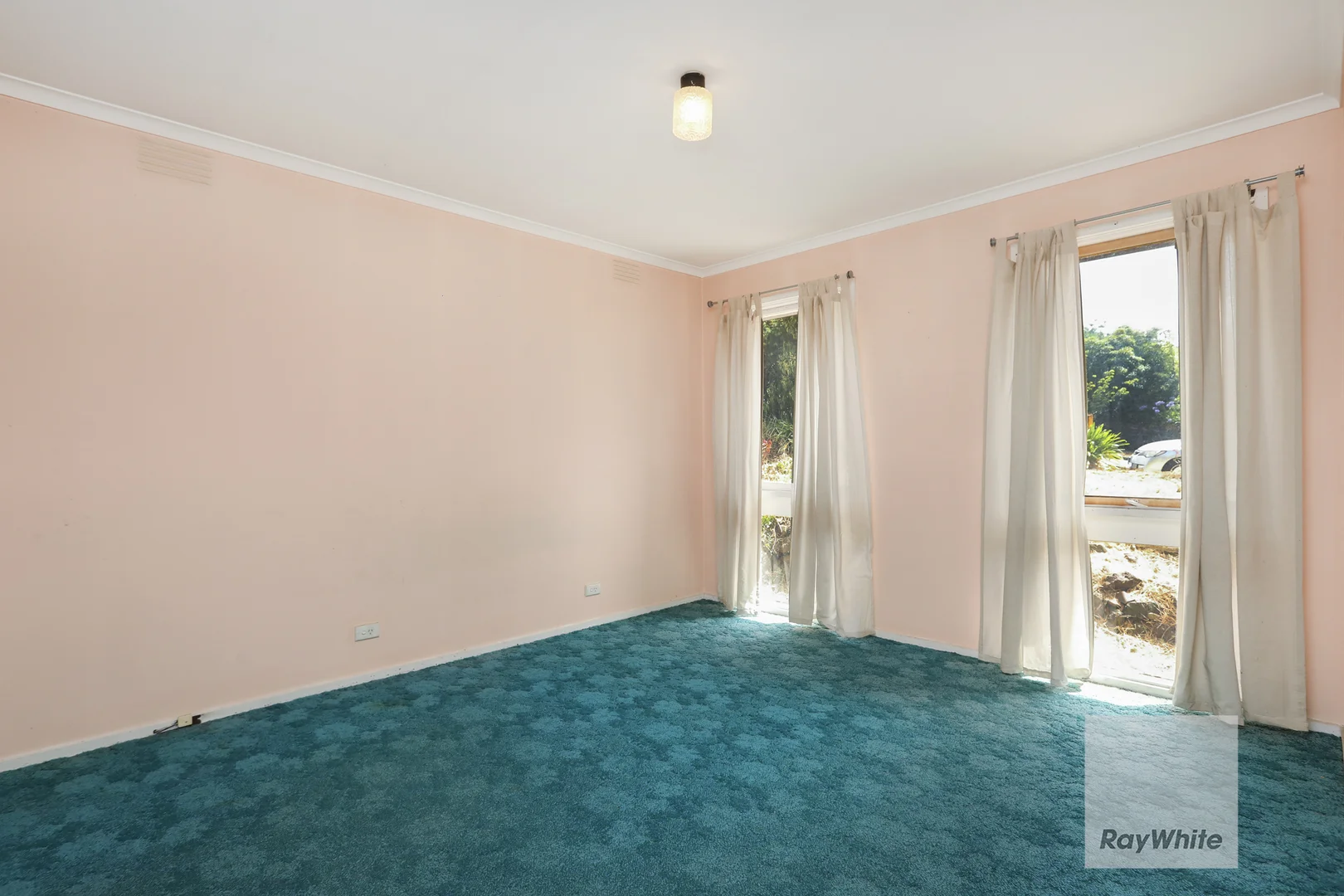 Additional image 4 of 5 Northrop Court, Strathmore Heights VIC 3041