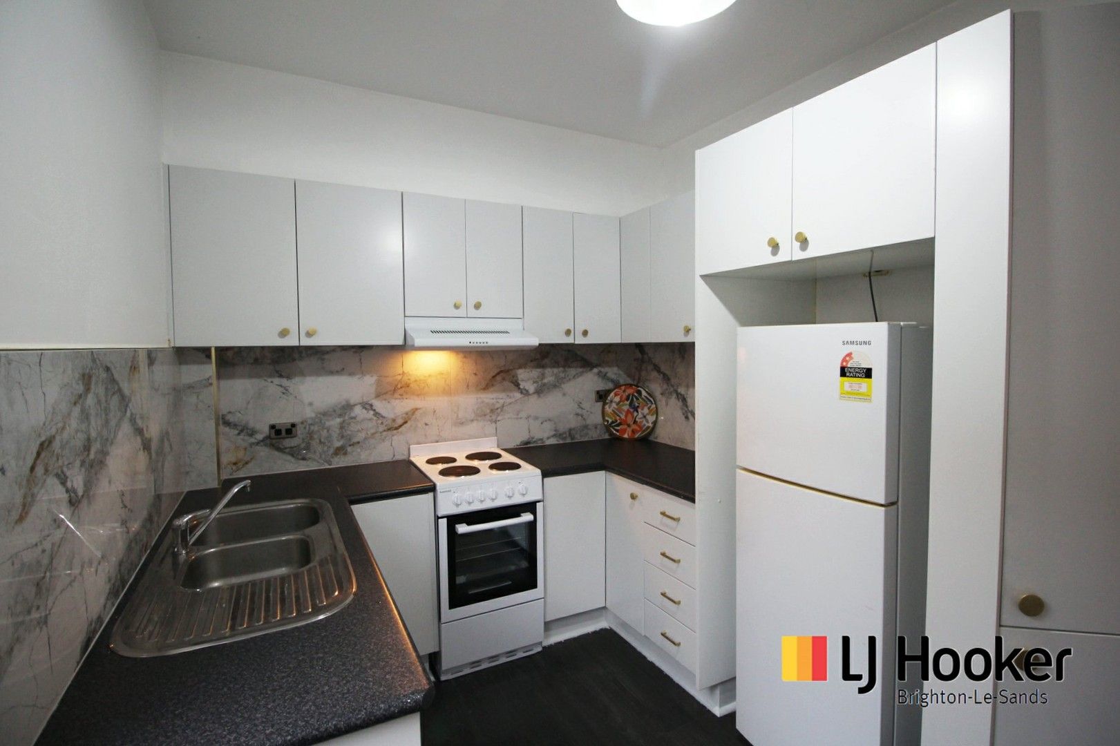 2 bedrooms Apartment / Unit / Flat in 4/17 Cambridge Street PENSHURST NSW, 2222