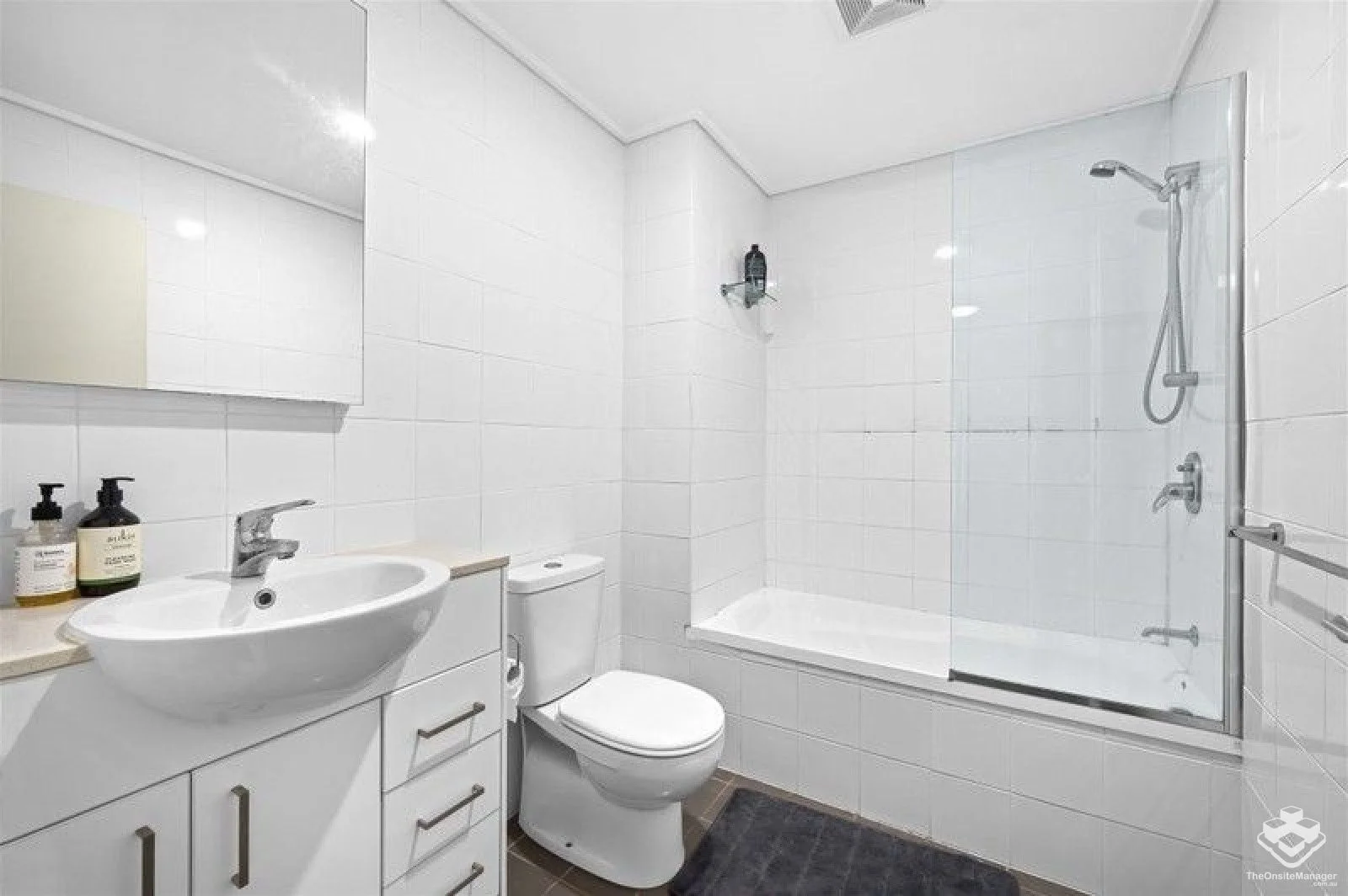 Additional image 3 of ID:21172572/15 Parkland Street, Nundah QLD 4012