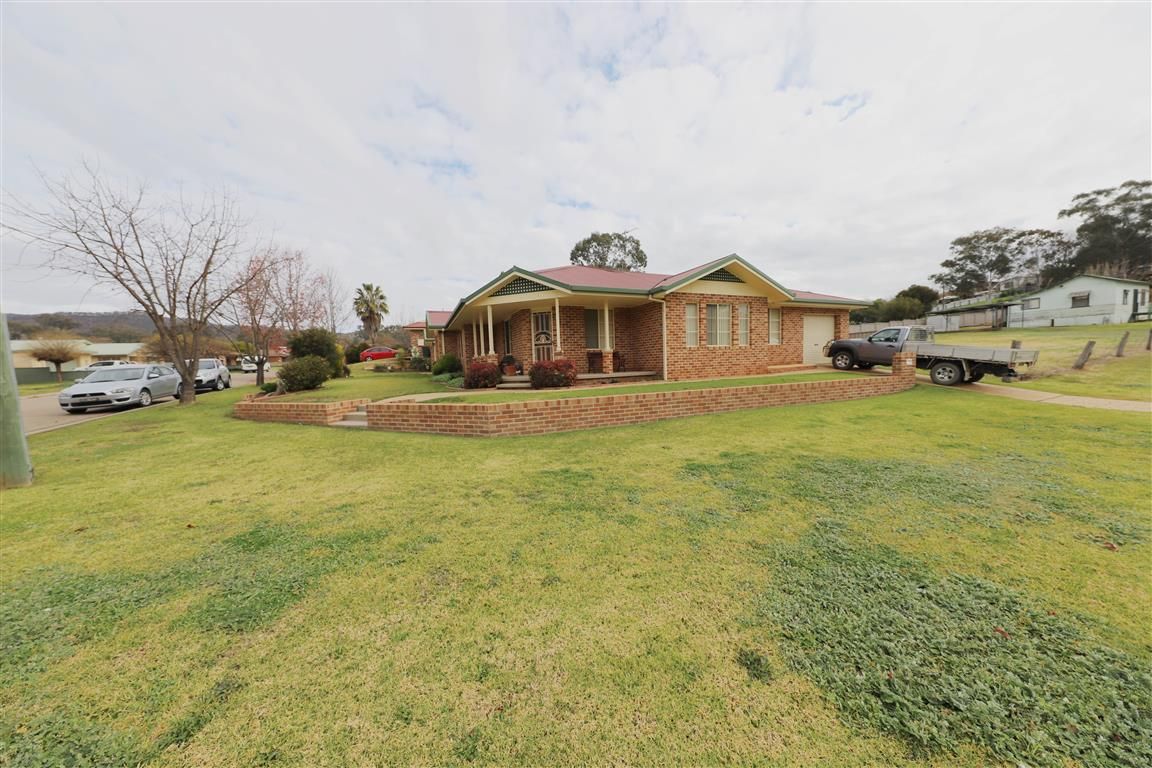 1 Martin Place, Tumut NSW 2720, Image 2