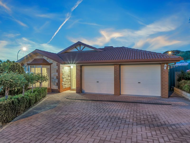 39 Martindale Place, Walkley Heights SA 5098, Image 2