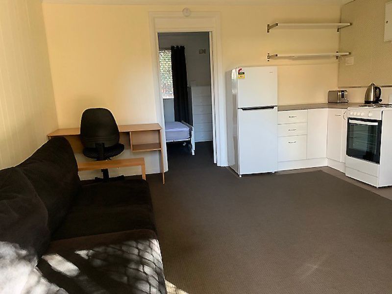 1 bedrooms Apartment / Unit / Flat in 6/10 Wanniassa Street QUEANBEYAN EAST NSW, 2620