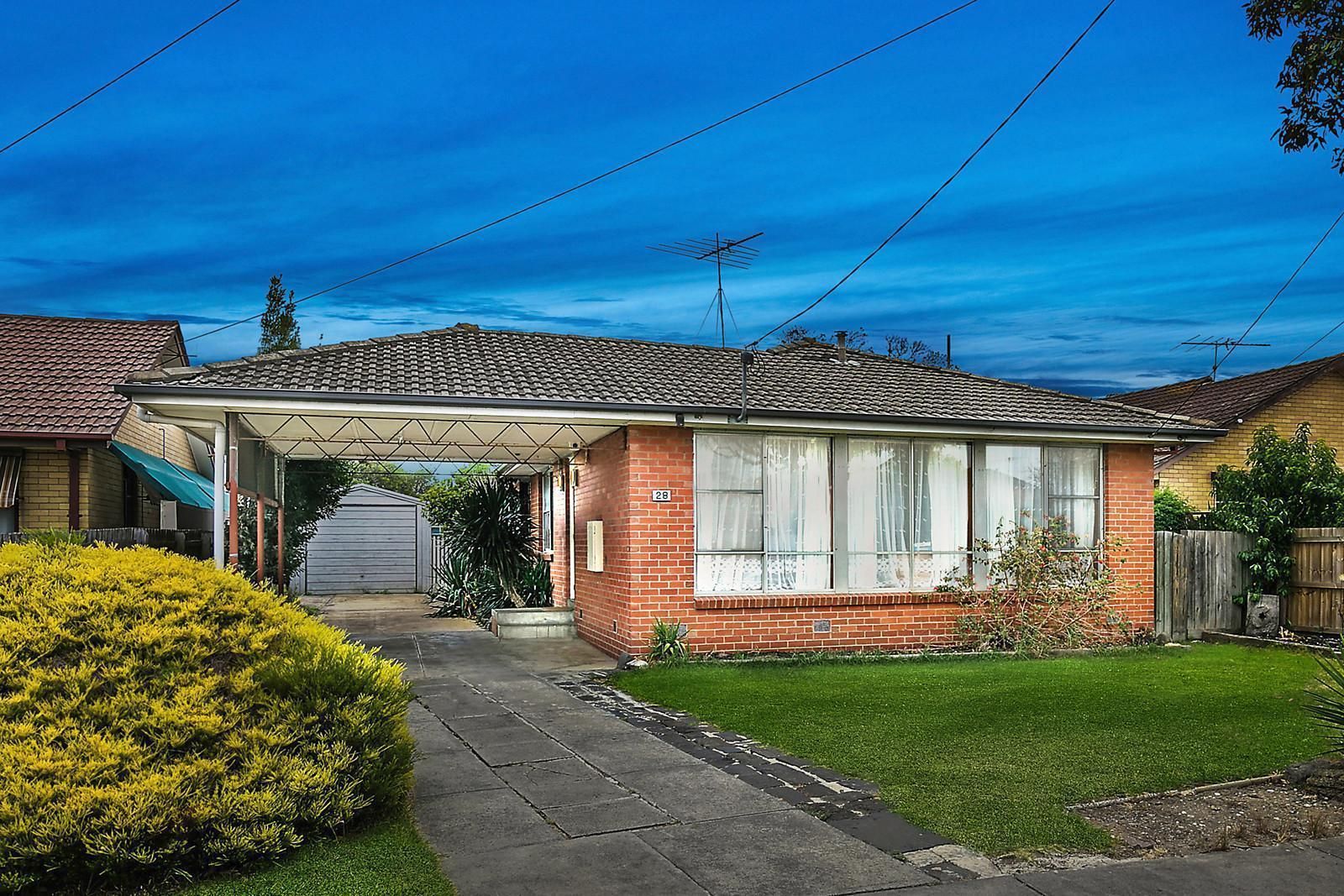 28 Neptune Avenue, Newcomb VIC 3219, Image 0