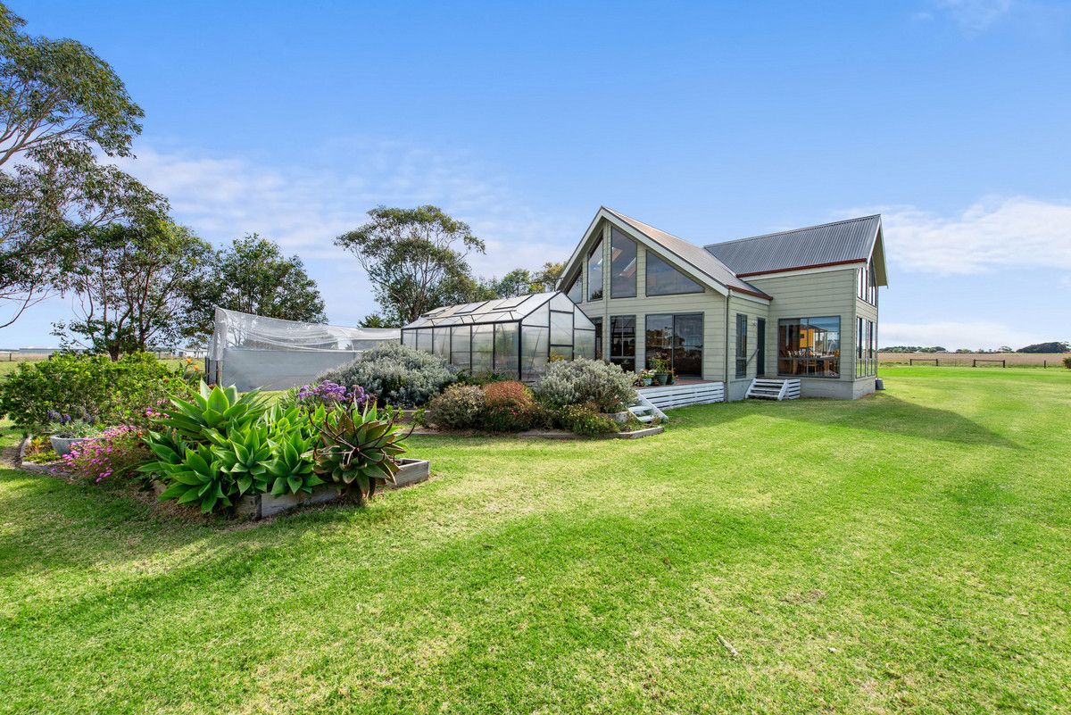 20 Panorama Drive, Seaspray VIC 3851, Image 1