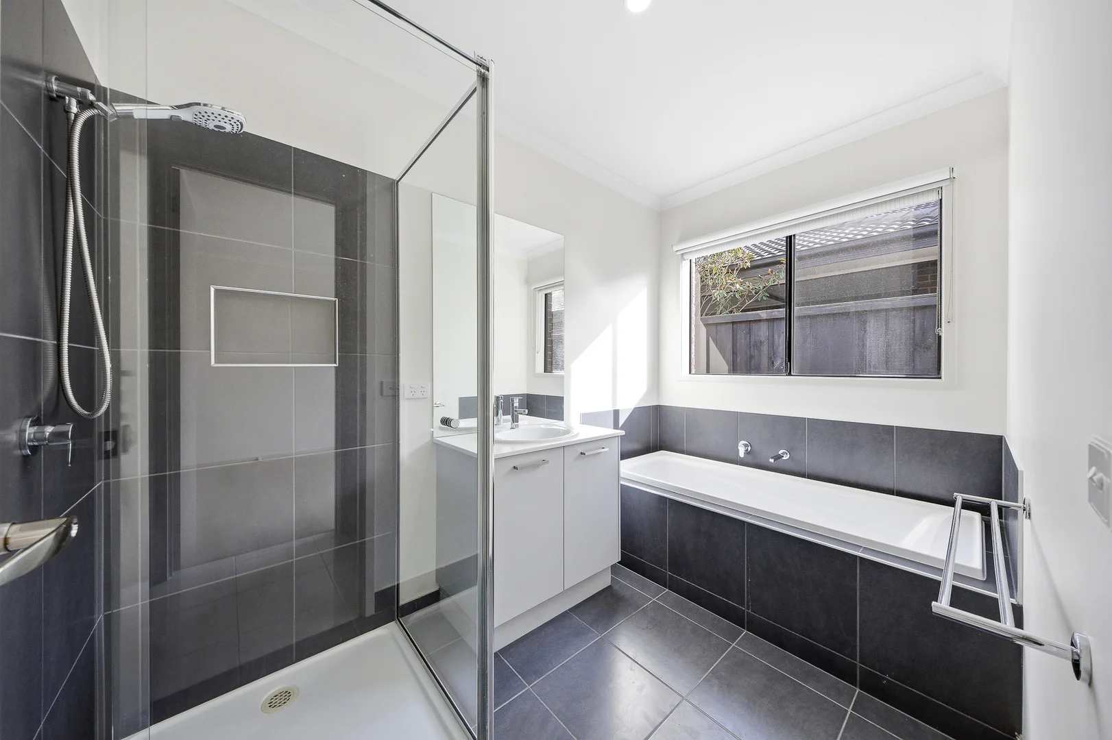 Additional image 17 of 7 Capstone Street, Clyde VIC 3978