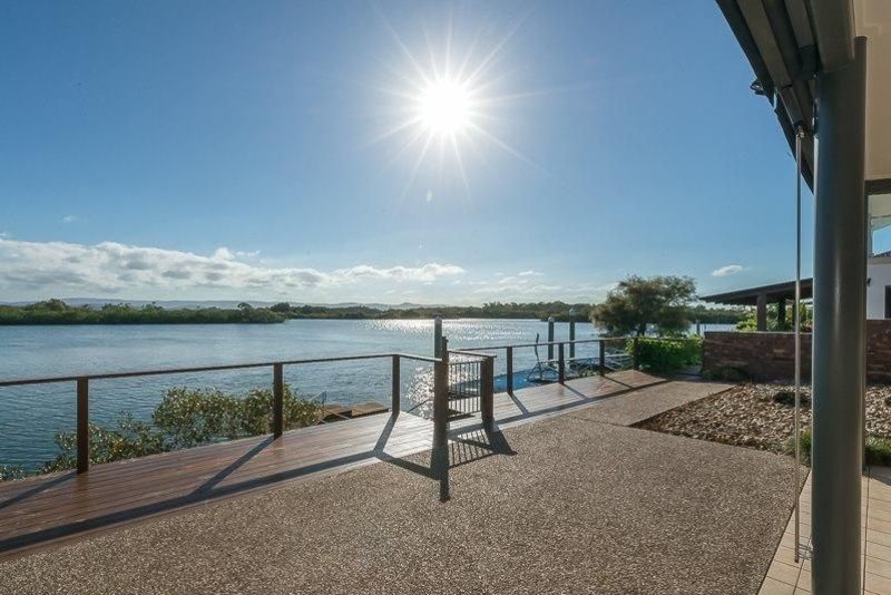54 Tradewinds Ave, Paradise Point QLD 4216, Image 0
