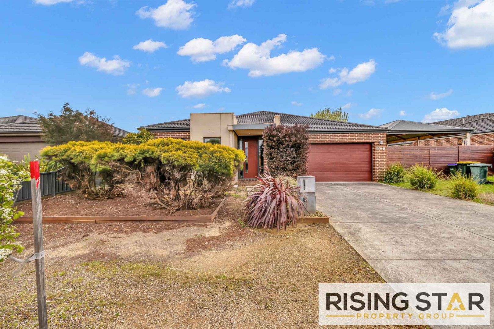 4 bedrooms House in 5 Dartmoor Court ALFREDTON VIC, 3350