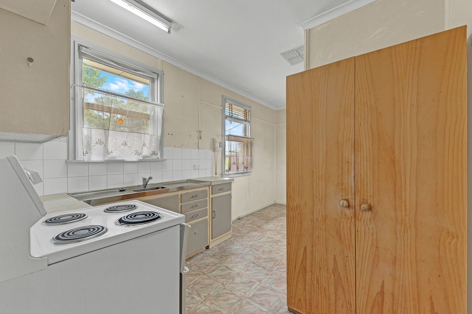 1014 Calimo Street, North Albury NSW 2640, Image 1