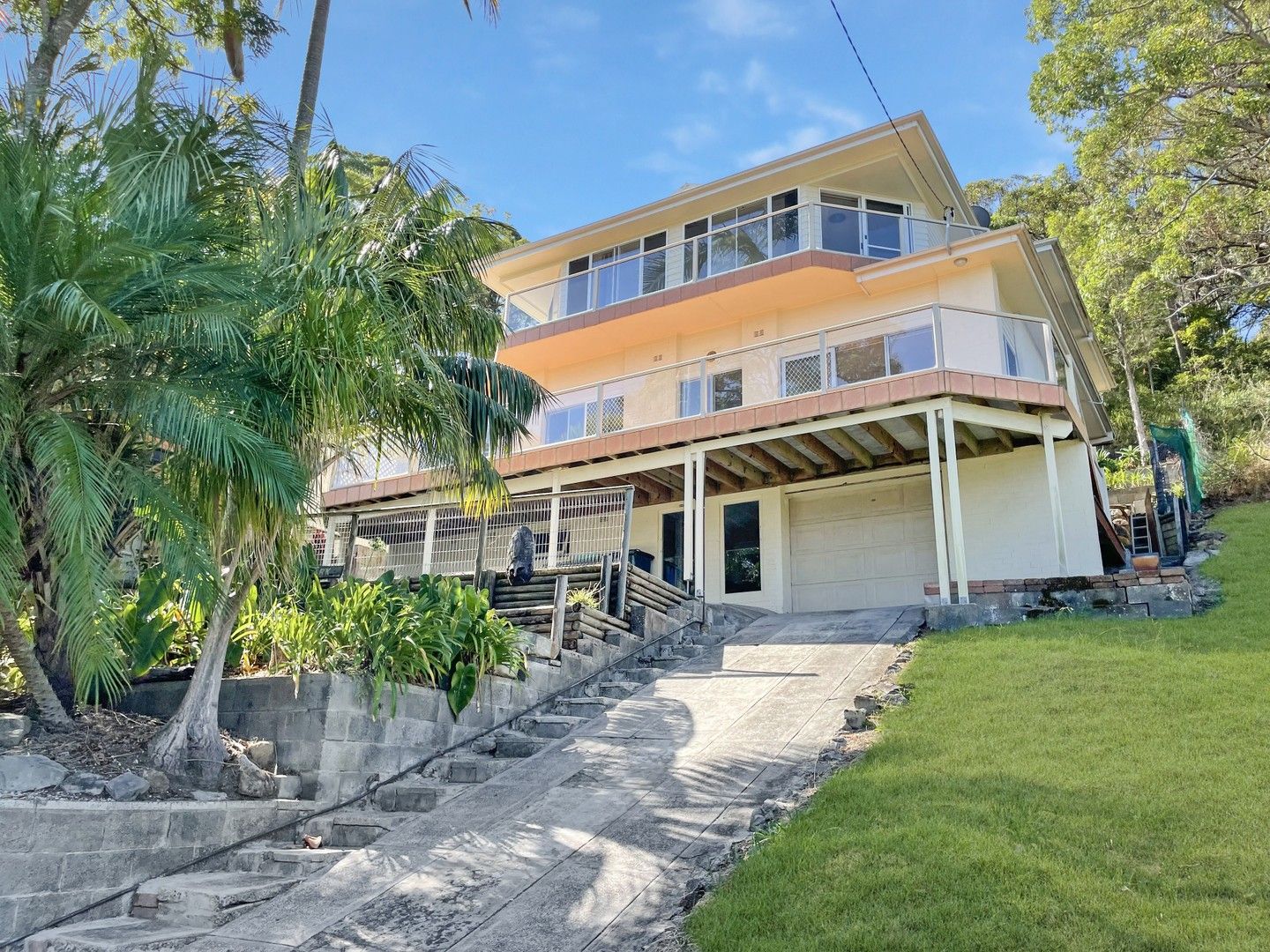 35 Beach Road, Wangi Wangi NSW 2267 House For Rent Domain