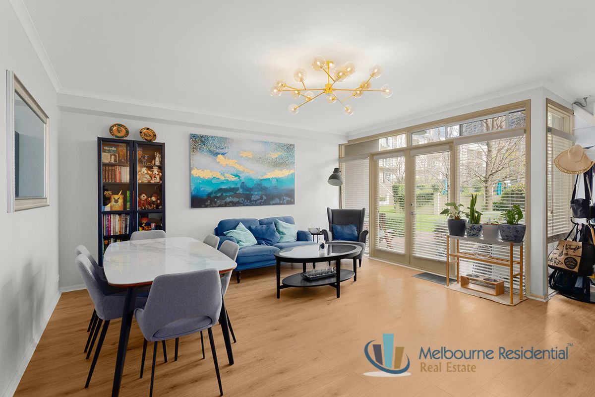 2 bedrooms Apartment / Unit / Flat in 11/120 Sturt St SOUTHBANK VIC, 3006