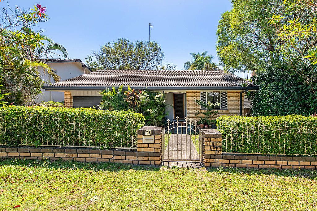 21 Berrigan Street, Southport QLD 4215 House For Rent 680 Domain