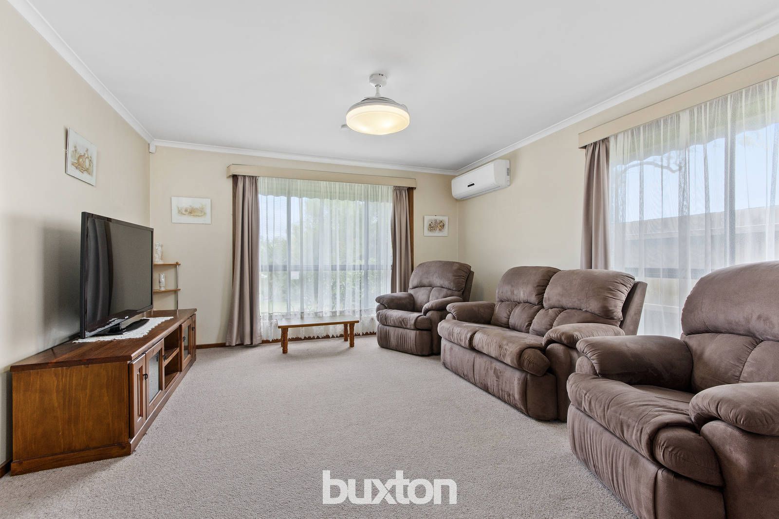 8 Vostok Court, Whittington VIC 3219, Image 2