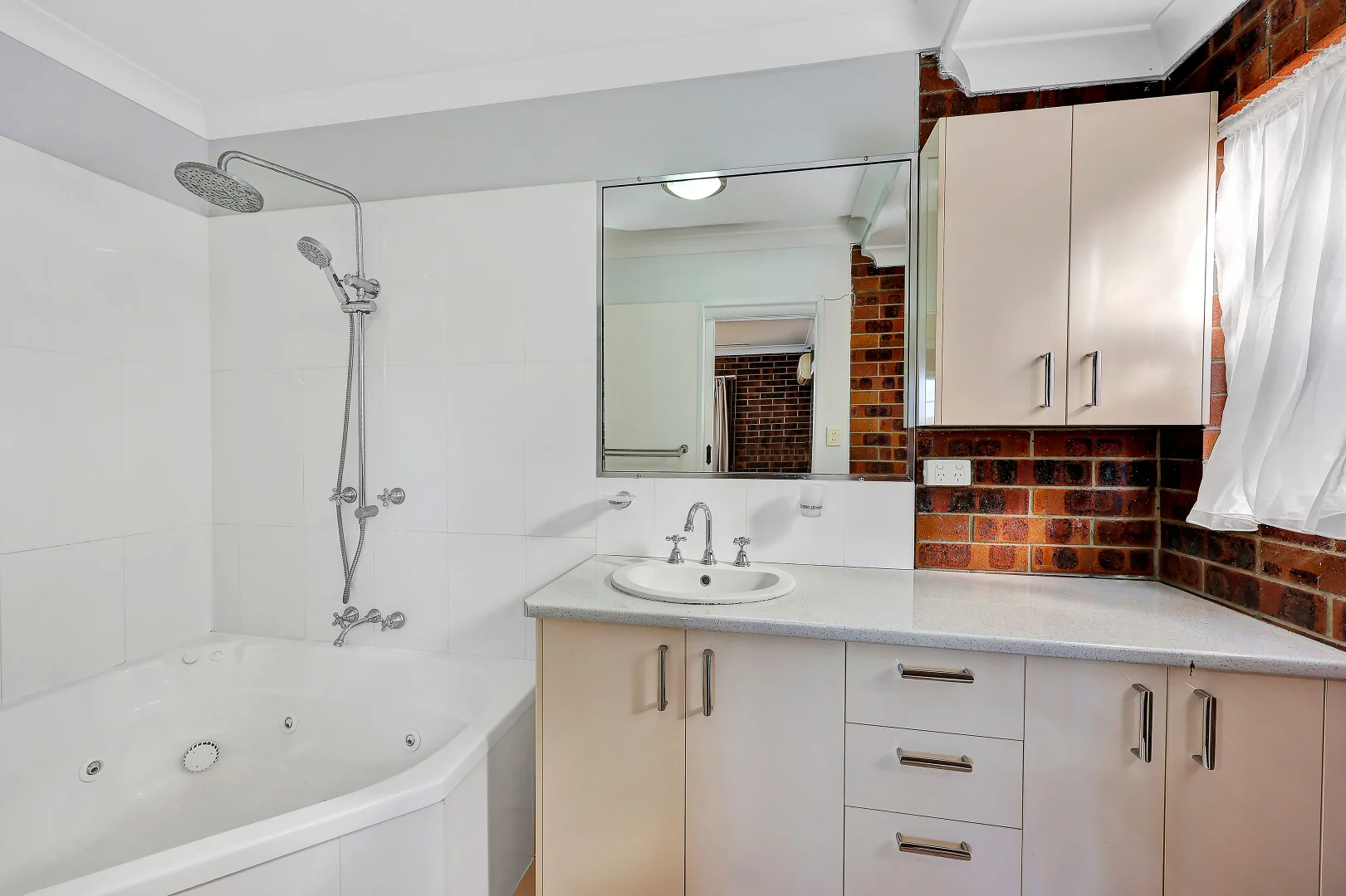 Additional image 14 of 233 Back Springfield Road, Woongarra QLD 4670