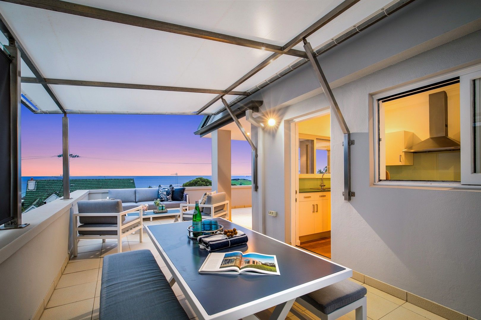 4 bedrooms House in 27 Suffolk Avenue COLLAROY NSW, 2097