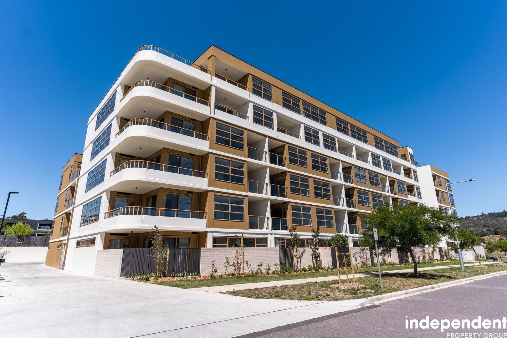 2 bedrooms Apartment / Unit / Flat in 19/43 Arthur Blakely Way COOMBS ACT, 2611