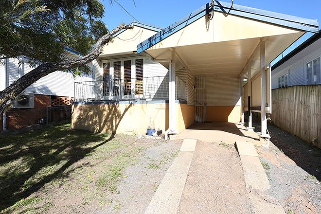 Picture of 30 Garden Terrace, NEWMARKET QLD 4051