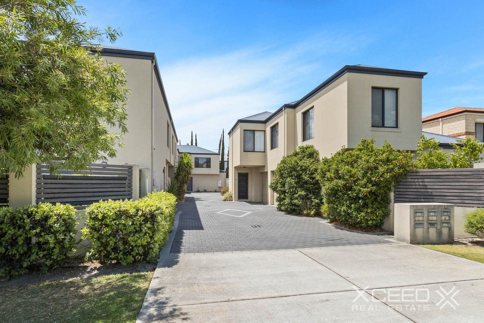 4/6 Leeder Street, Glendalough WA 6016, Image 0