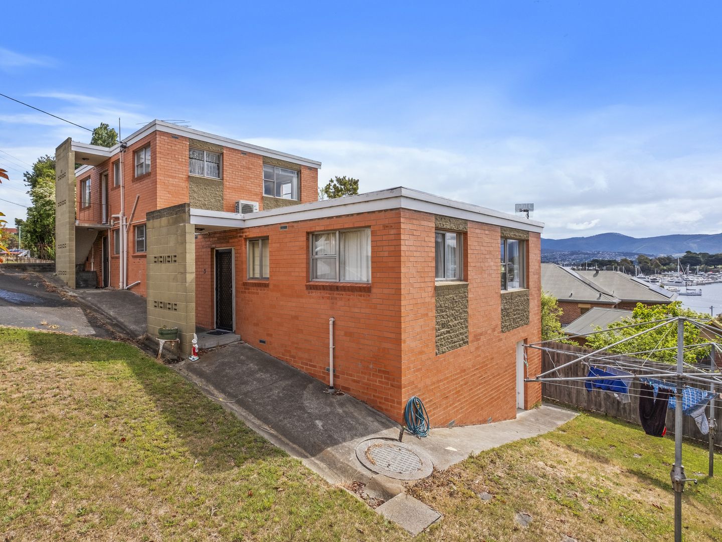 1/87 East Derwent Highway, Lindisfarne TAS 7015 Apartment For Rent