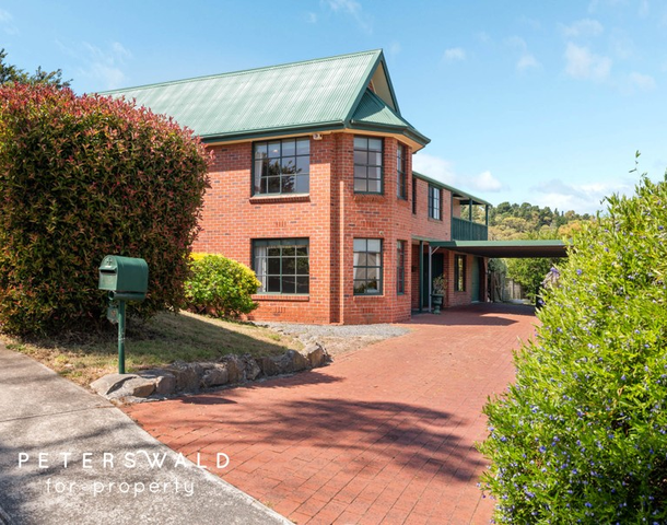 10 Excalibur Place, Lindisfarne TAS 7015