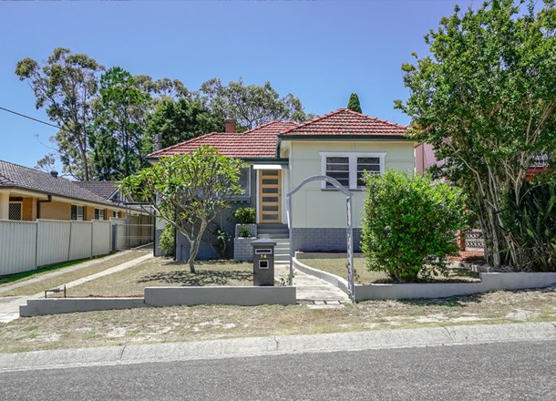 14 Church Street, Belmont NSW 2280