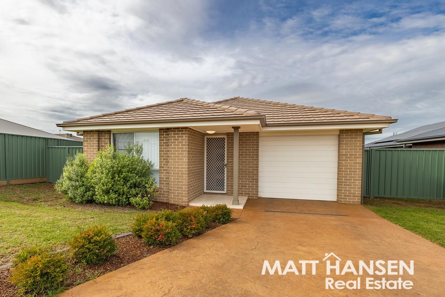 3 bedrooms House in 3 Bradford Circuit DUBBO NSW, 2830