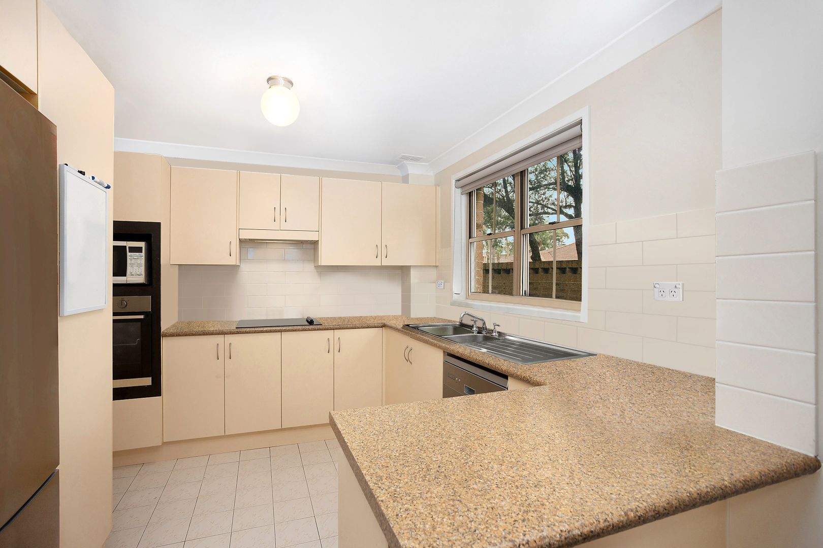 4/28 Balmoral Street, Balgownie NSW 2519, Image 2