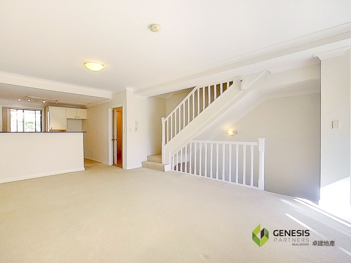 3 bedrooms Townhouse in 7 Reddish Close LANE COVE NORTH NSW, 2066