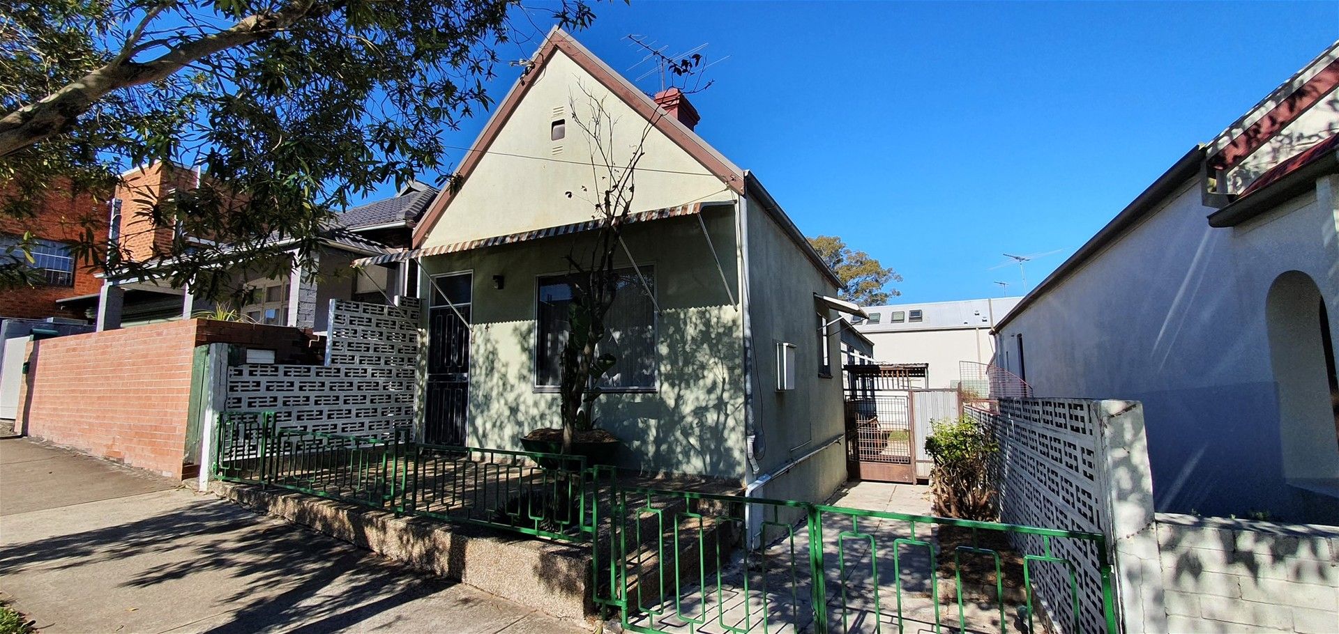 2 bedrooms House in 4 William Street LEICHHARDT NSW, 2040