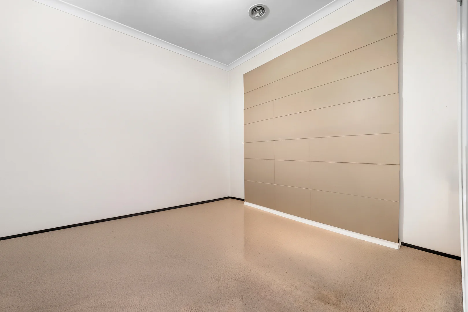 Additional image 11 of 2/34 Sing Crescent, Berwick VIC 3806