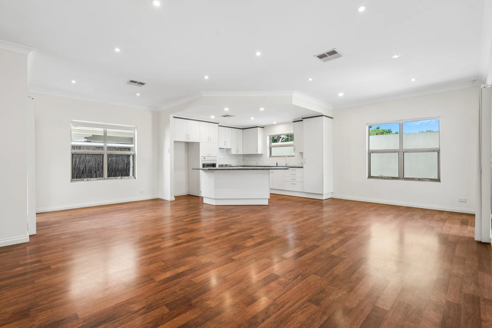 Additional image 5 of 5 Bluelake Court, Tennyson SA 5022