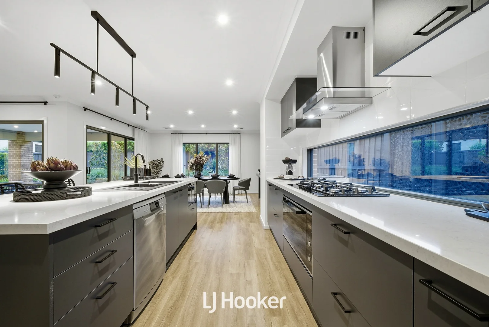 Additional image 9 of 26 Zagros Street, Clyde North VIC 3978