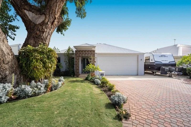 Primary image of 54 Natures Loop, Erskine WA 6210