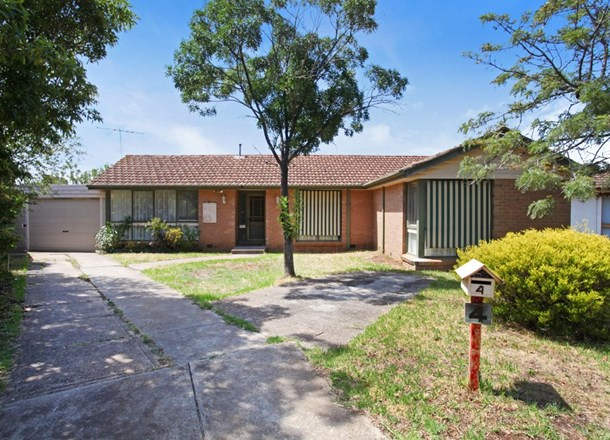 4 Dover Place, Melton West VIC 3337