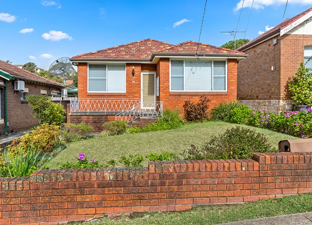 38 Nelson Road, Earlwood NSW 2206