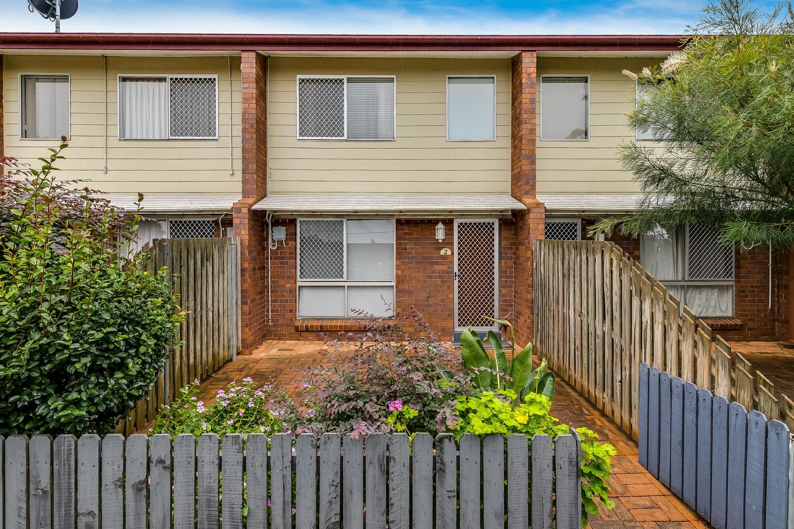 2/6 O'Brien Street, Harlaxton QLD 4350, Image 2